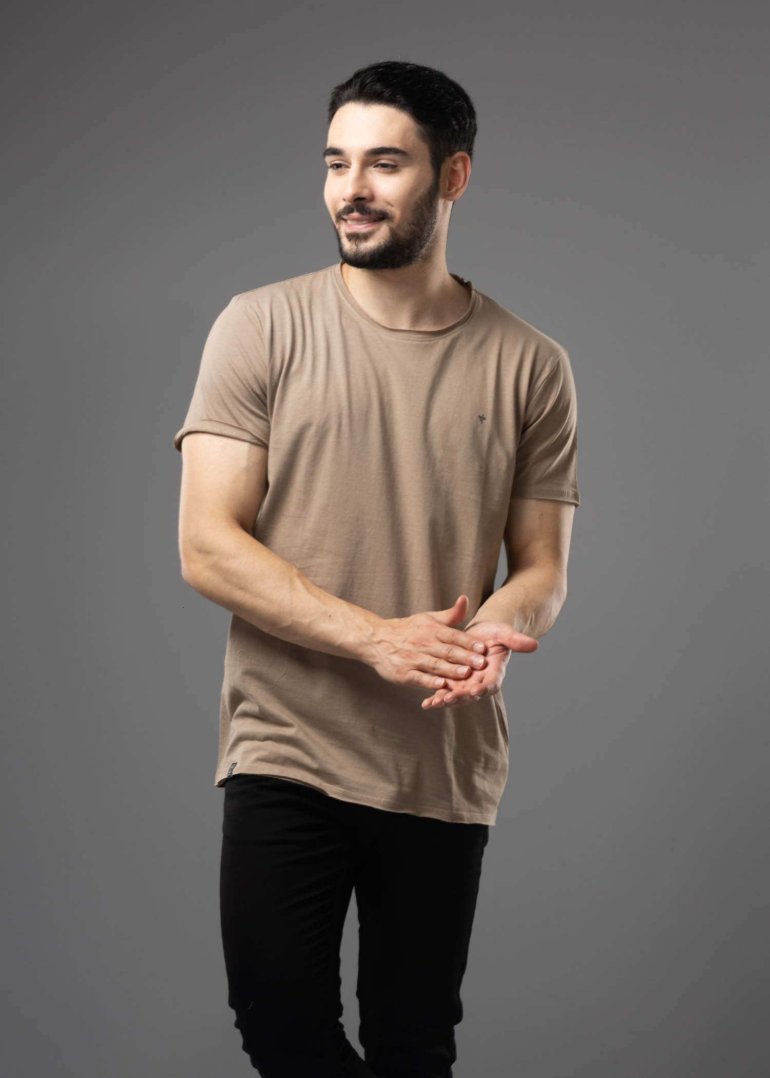 Raw Solid Half Sleeve T-shirt For Men