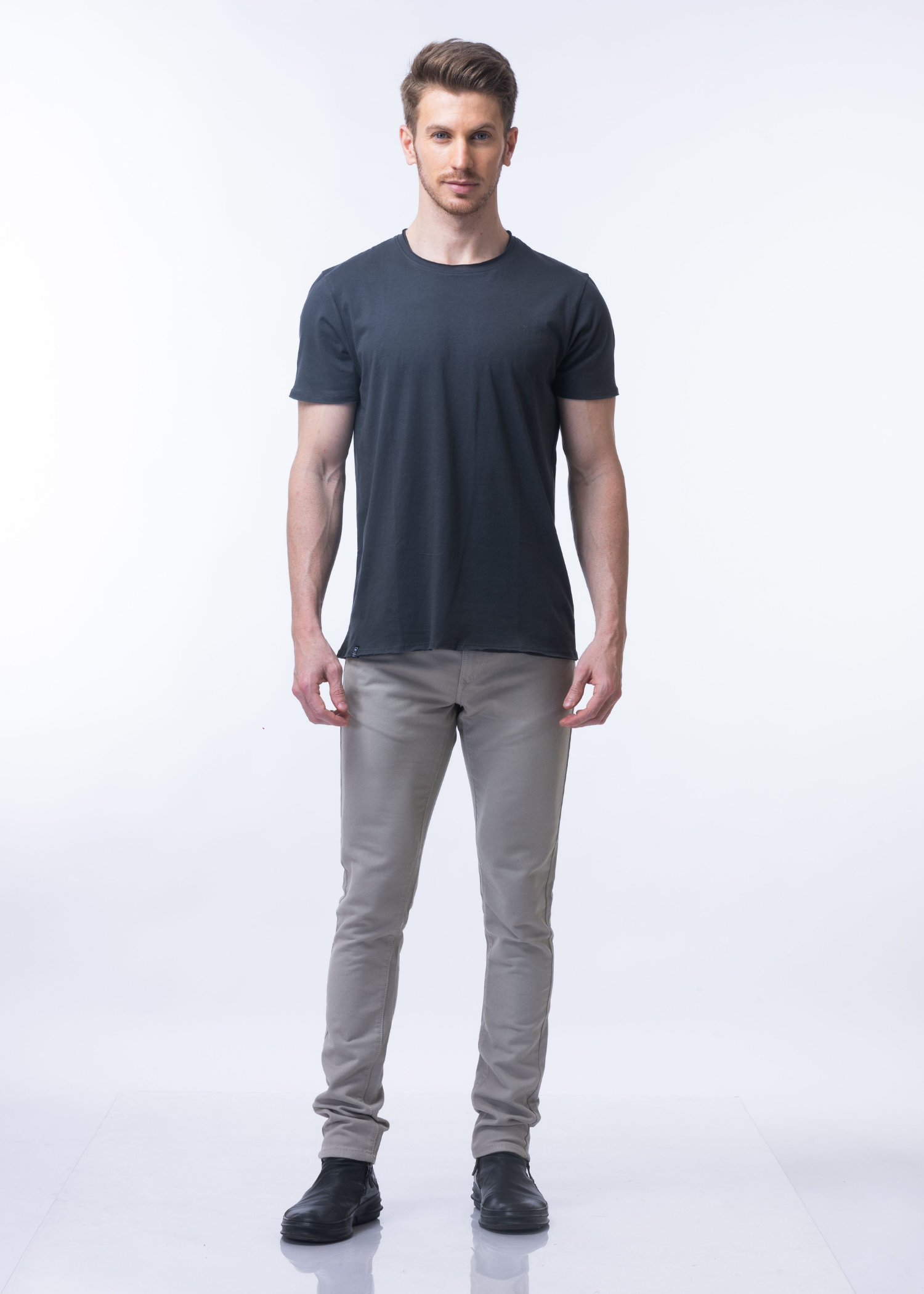 Raw Solid Half Sleeve T-shirt For Men