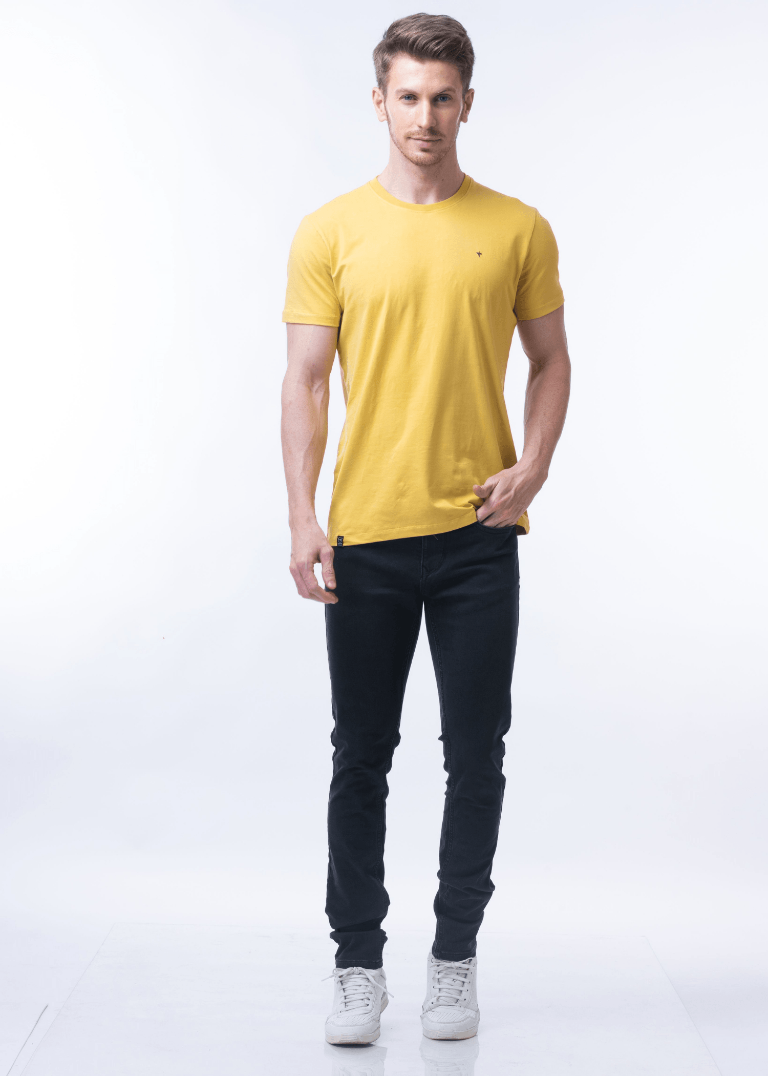 Arch Solid Half Sleeve T-shirt For Men