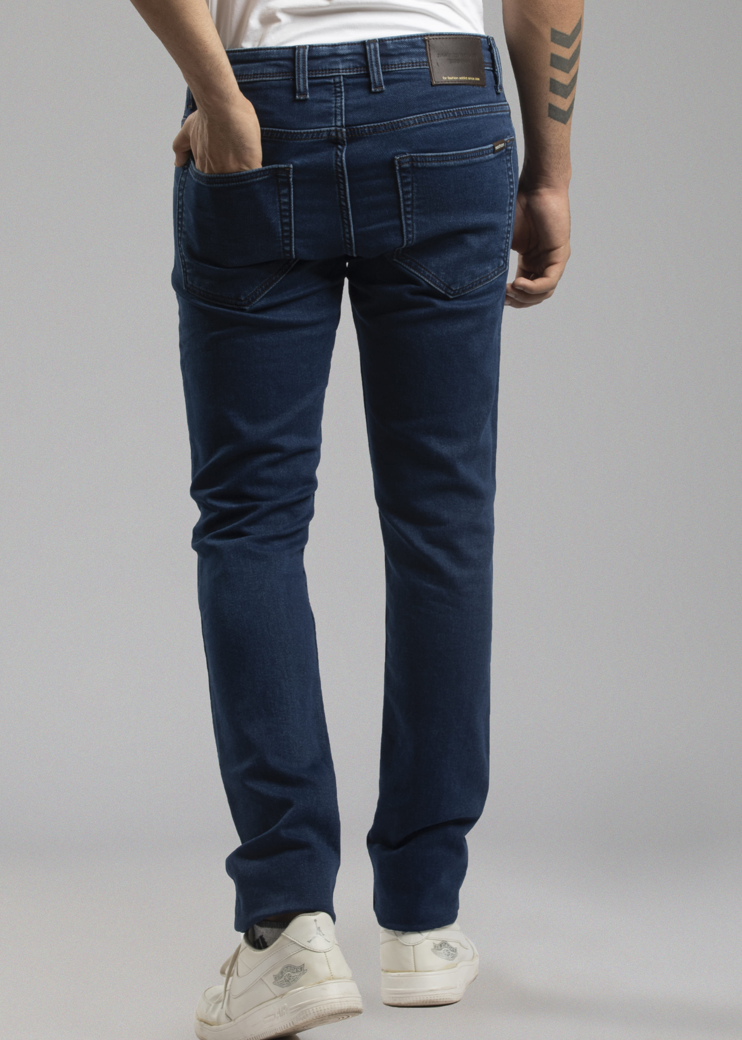 Vegrant Slim Fit Denim Jeans For Men - Nostrum