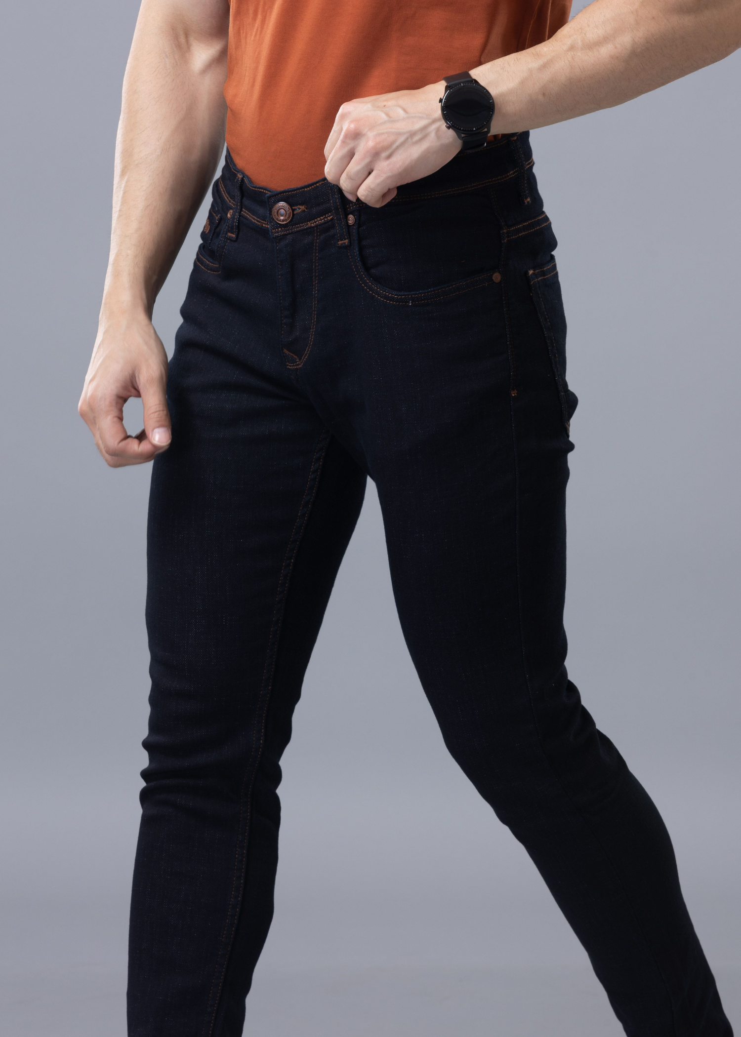 Buy Men Brown Dark Wash Skinny Fit Jeans Online - 658930 | Van Heusen