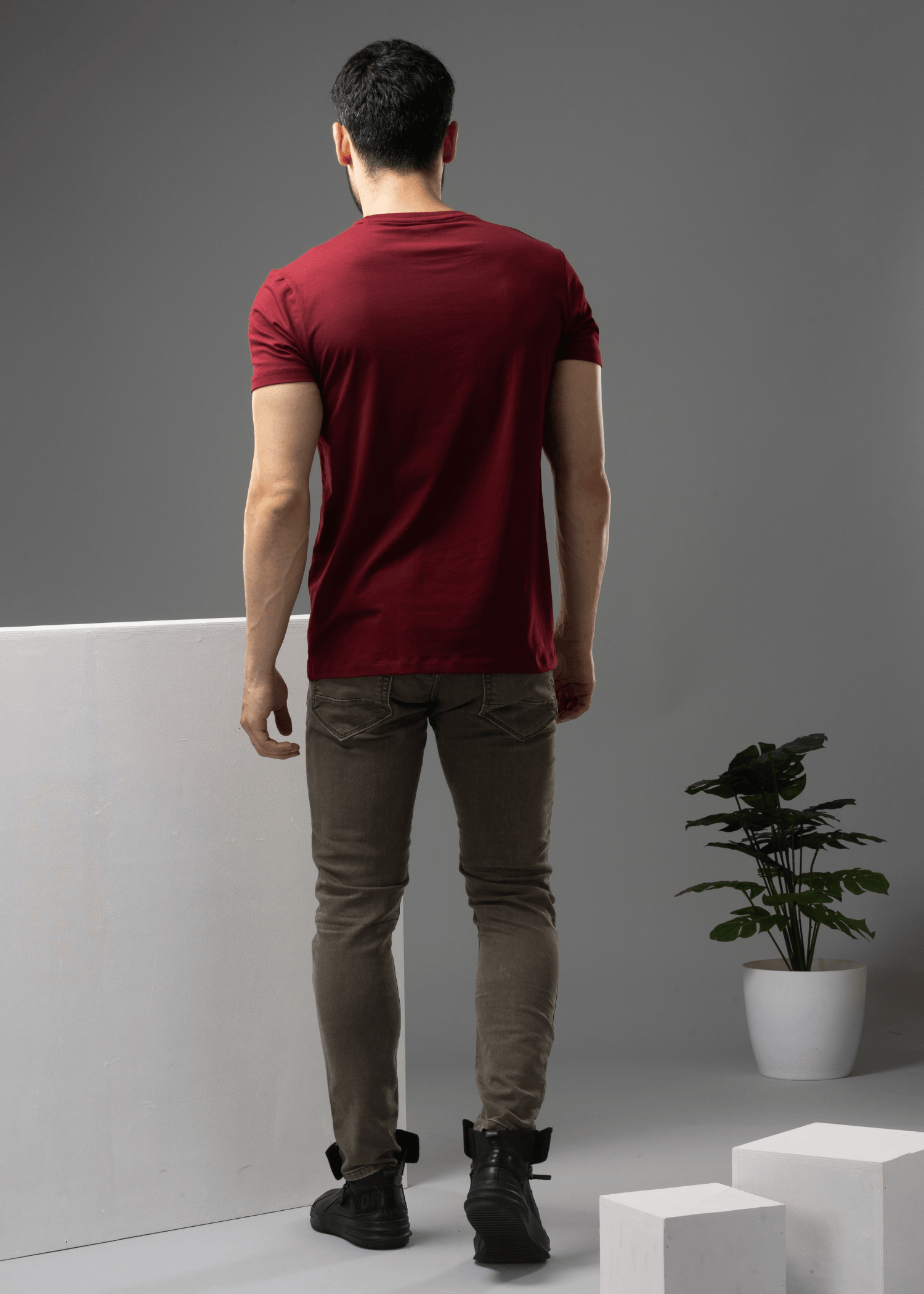 Arch Solid Half Sleeve T-shirt For Men