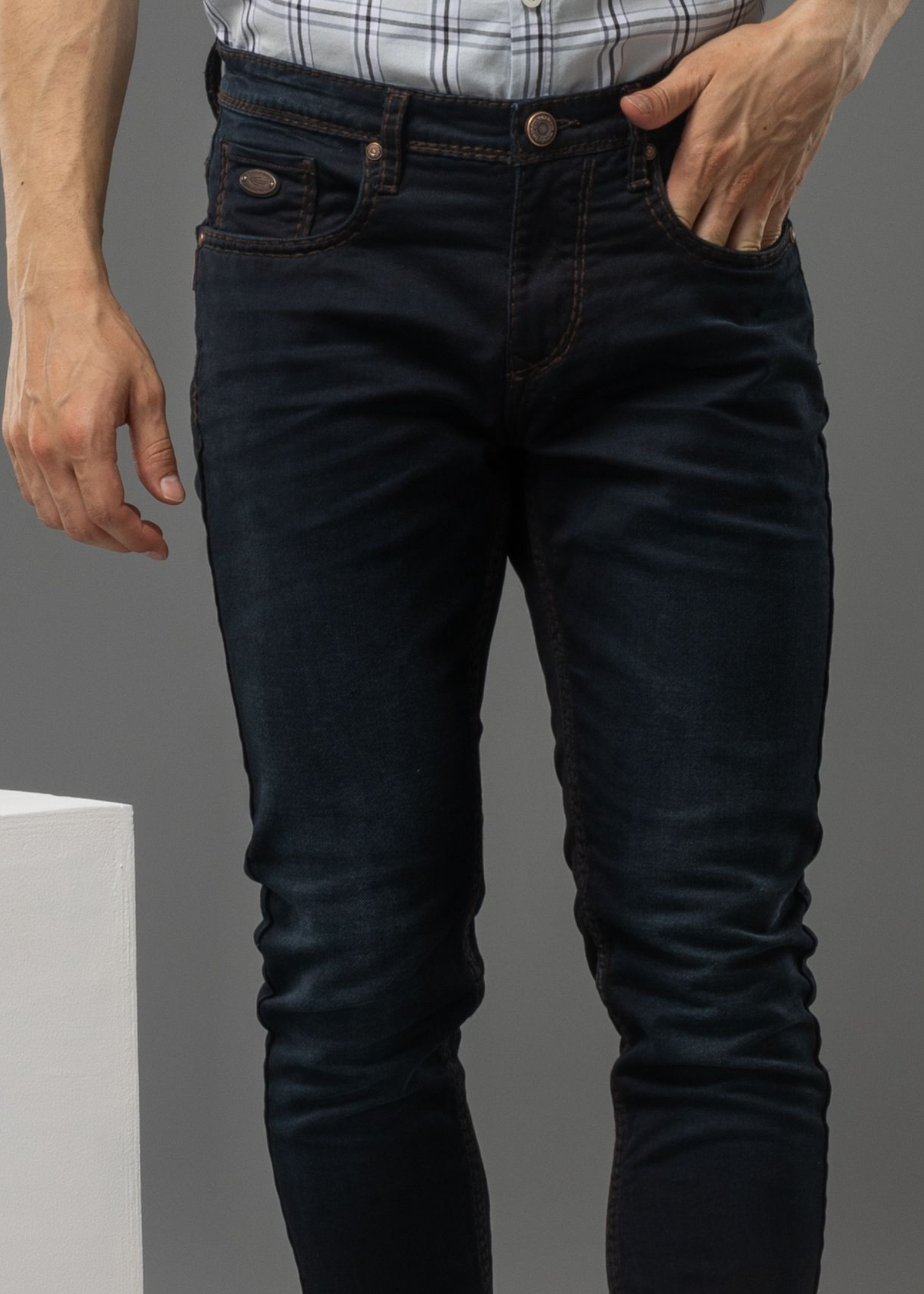 Jakob Charcoal Slim Fit Denim Jeans For Men - Nostrum Fashion