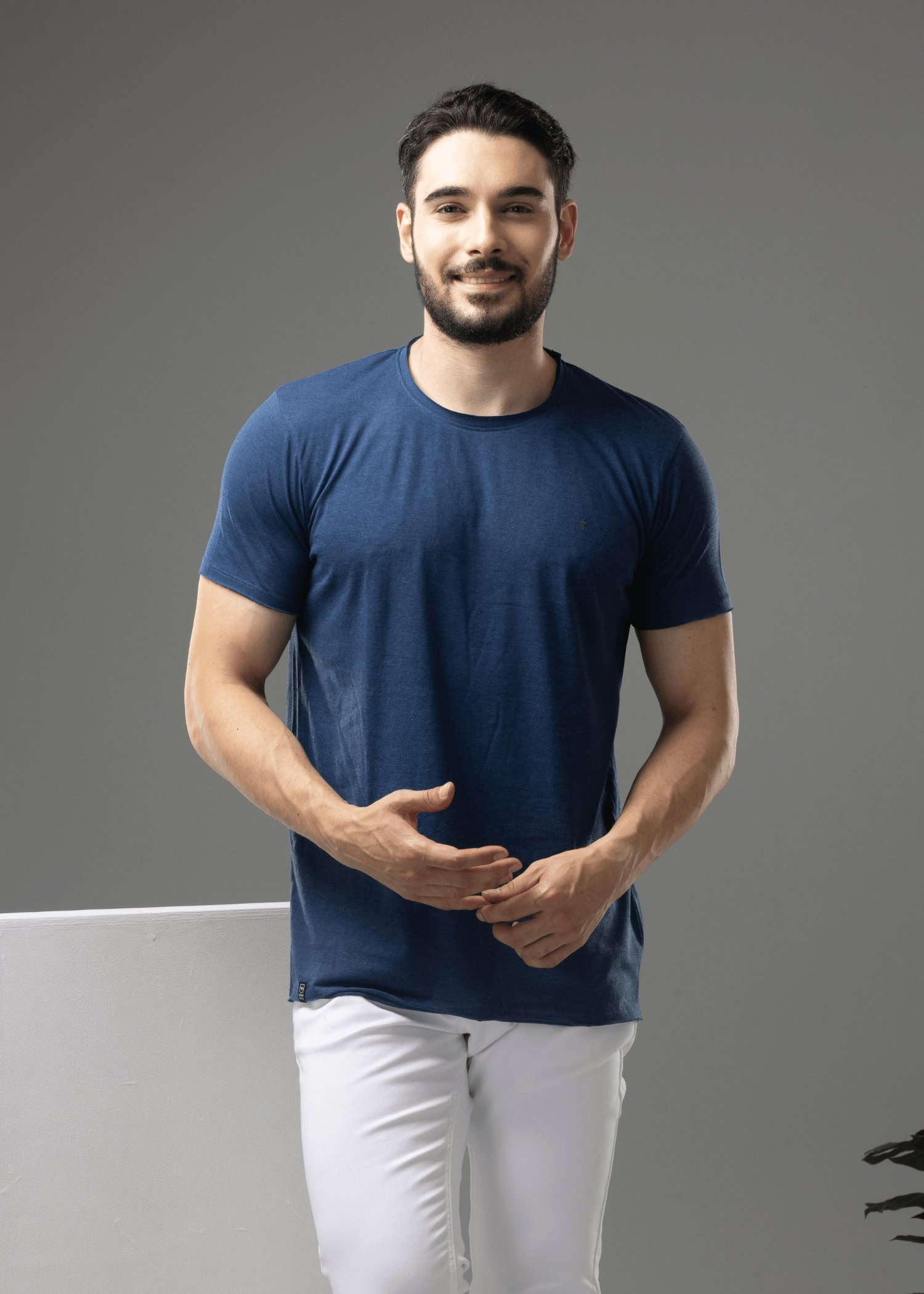 Arch Solid Half Sleeve T-shirt For Men