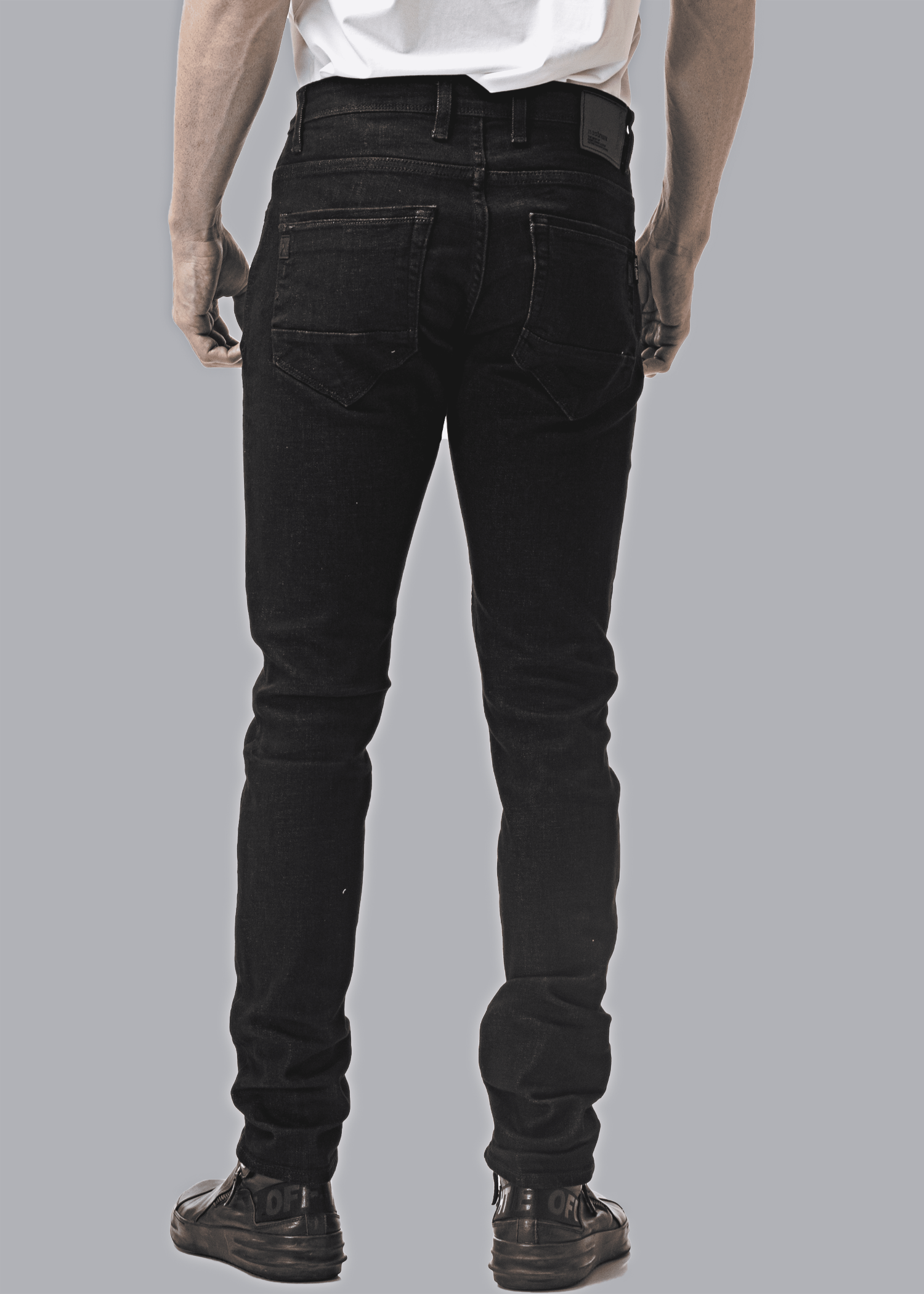 Mack Dark Black Slim Fit Denim Jeans For Men - Nostrum Fashion