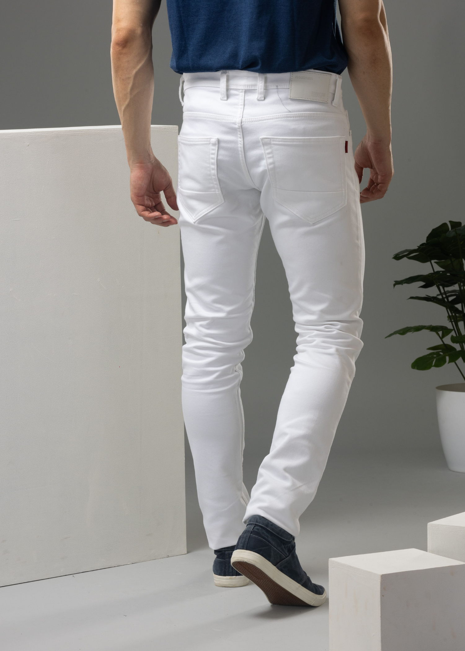 Buy Flying Machine Men White Clean Look Slash Slim Tapered Fit Jeans -  NNNOW.com