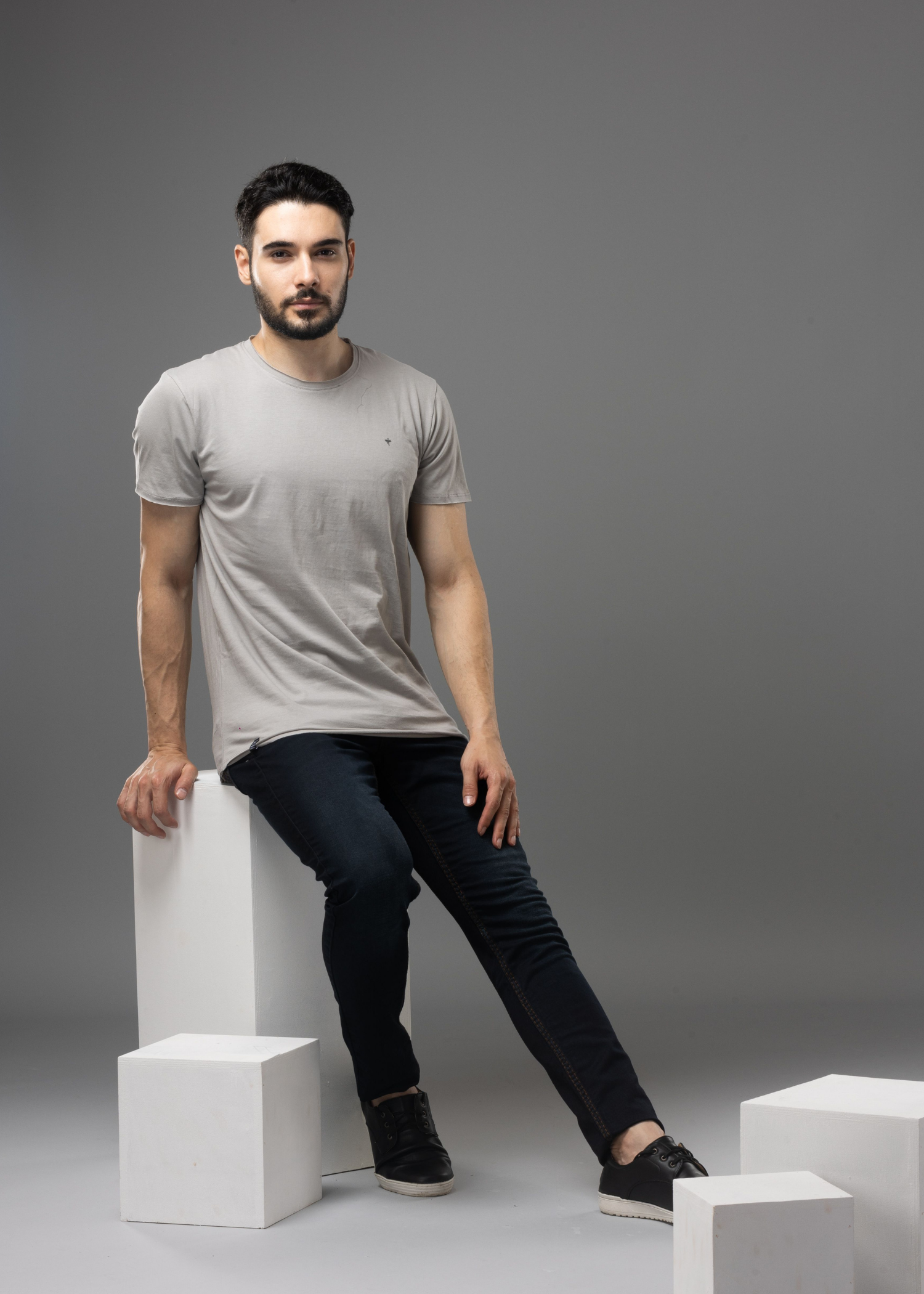 Raw Solid Half Sleeve T-shirt For Mens