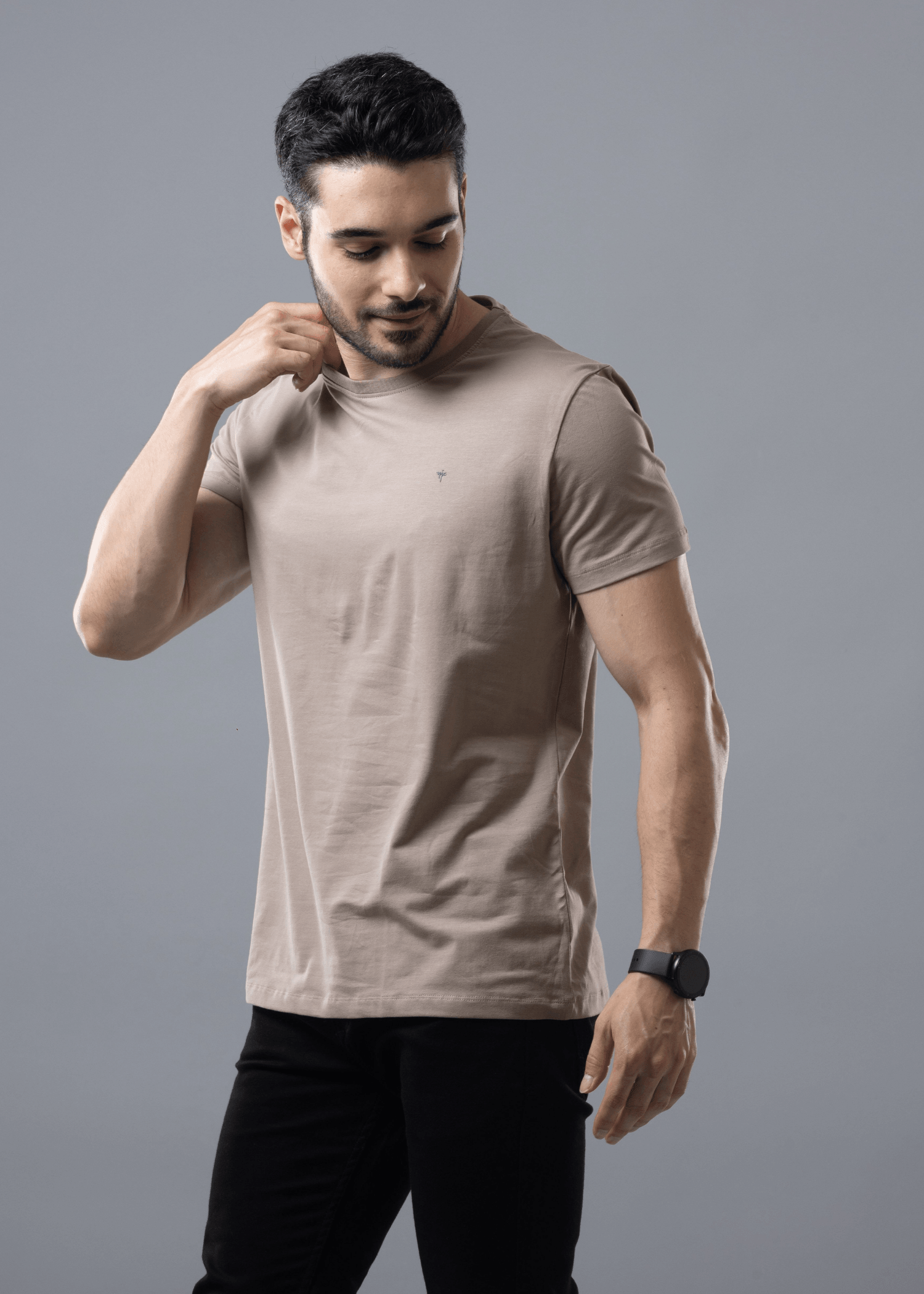 Arch Solid Half Sleeve T-shirt For Men